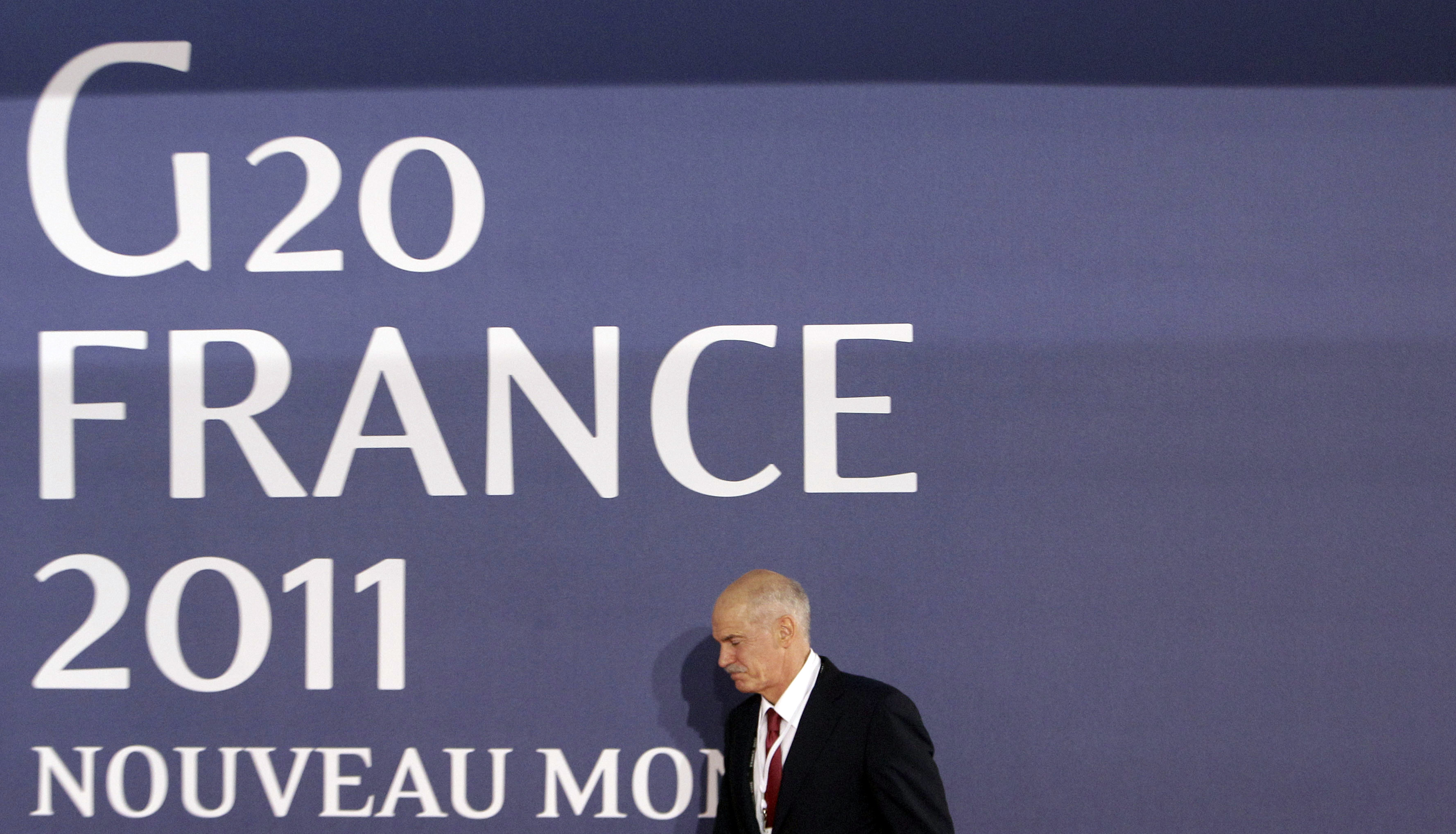 «Γάλλο Παπανδρέου» χαρακτηρίζει τον Φρ.Ολάντ υπουργός του Σαρκοζί